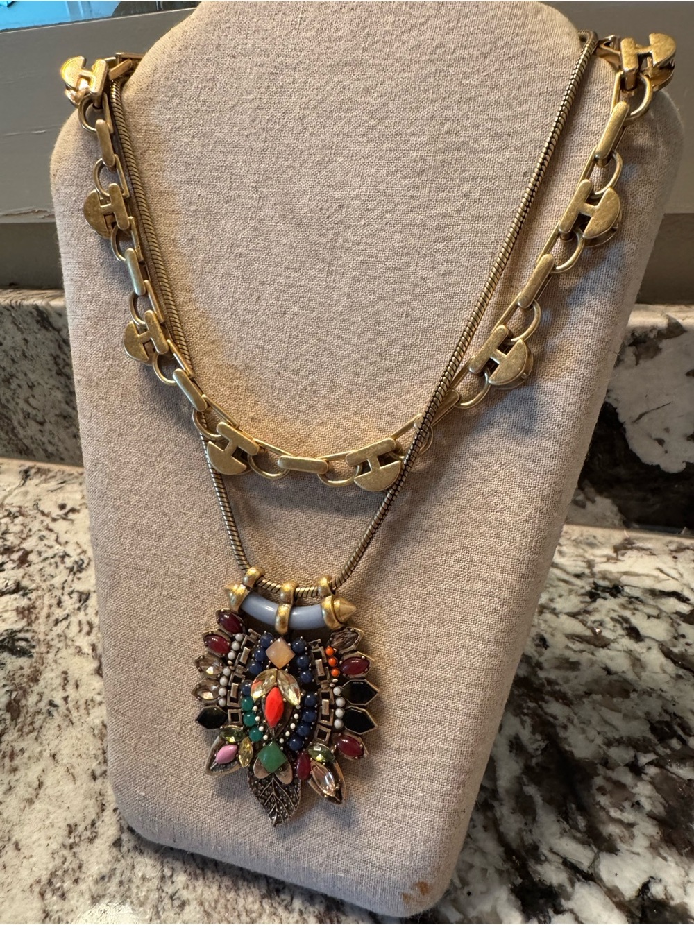 Stella & Dot York Statement Necklace